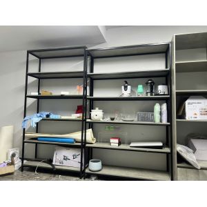 Kệ trưng bày sản phẩm